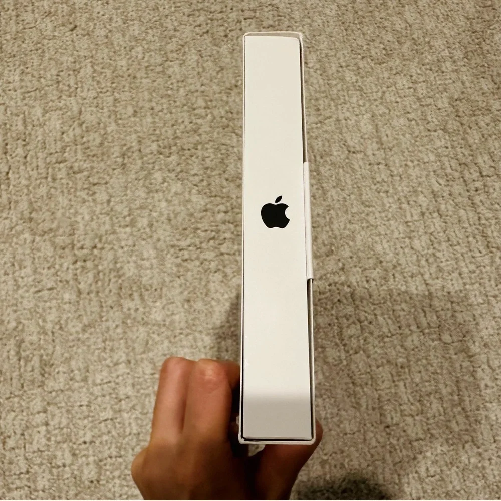 NWT Apple Wireless Magic Keyboard White